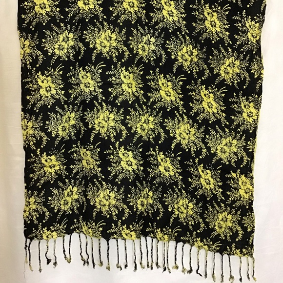 Soft Plush Yellow Black Floral scarf Wrap Fringe - Picture 4 of 4